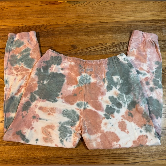 BRAND NEW Nike Women’s Tie-Dye Sweatpants Size Large - Picture 3 of 13